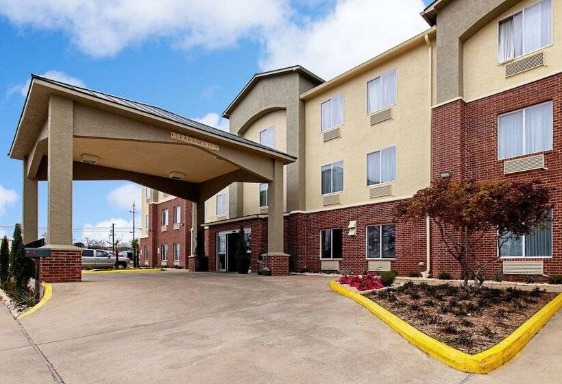 ホテル Comfort Inn & Suites And Suites Fredericksburg