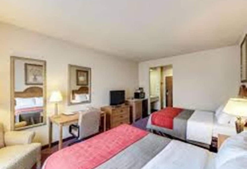 ホテル Comfort Inn & Suites And Suites Fredericksburg