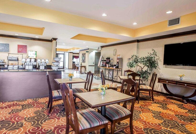 فندق Comfort Inn & Suites At I 85
