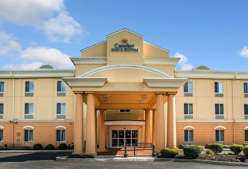 فندق Comfort Inn & Suites Carneys Point