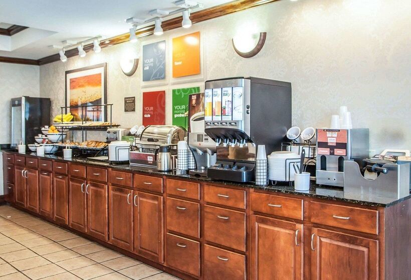 فندق Comfort Inn & Suites Carneys Point