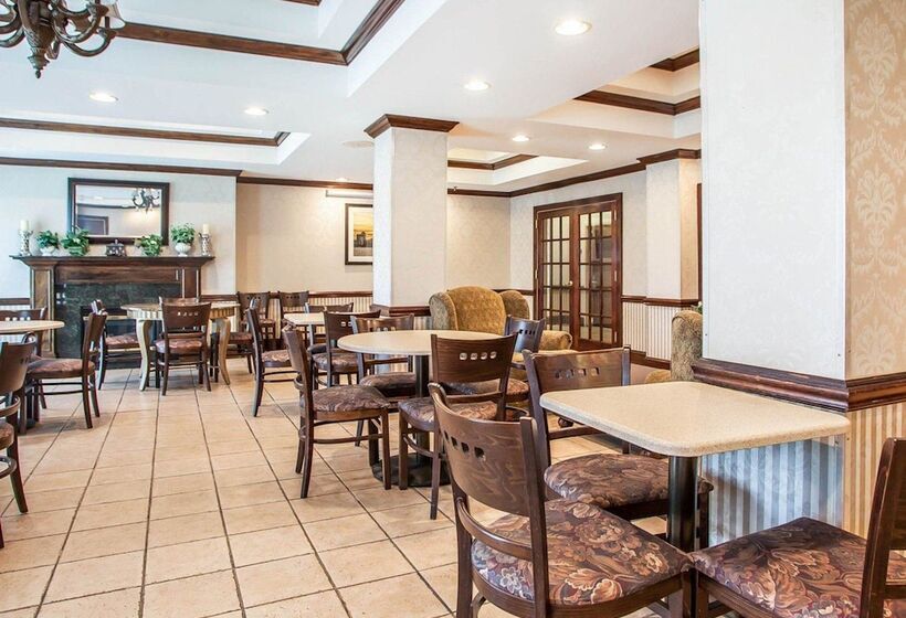 فندق Comfort Inn & Suites Carneys Point