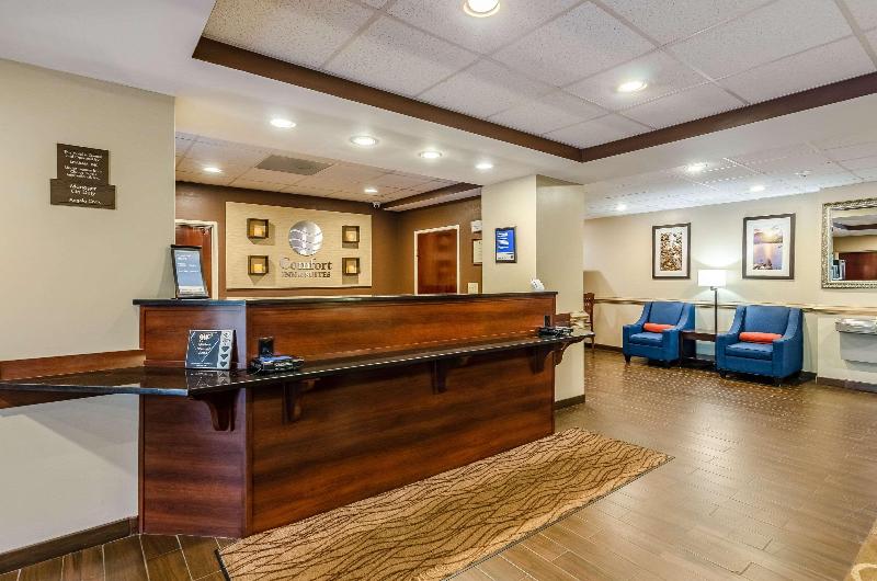 فندق Comfort Inn & Suites Christiansburg I 81