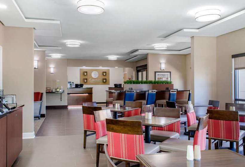 בית מלון כפרי Comfort Inn & Suites Covington   Mandeville