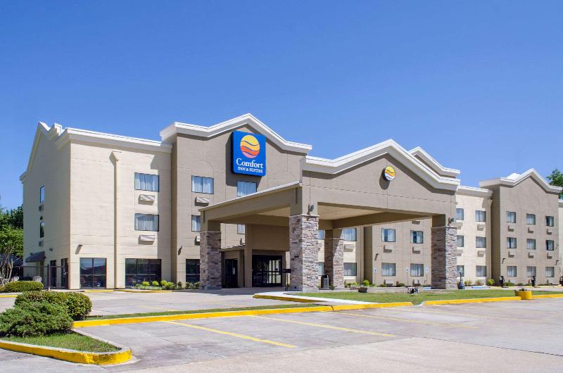 בית מלון כפרי Comfort Inn & Suites Covington   Mandeville