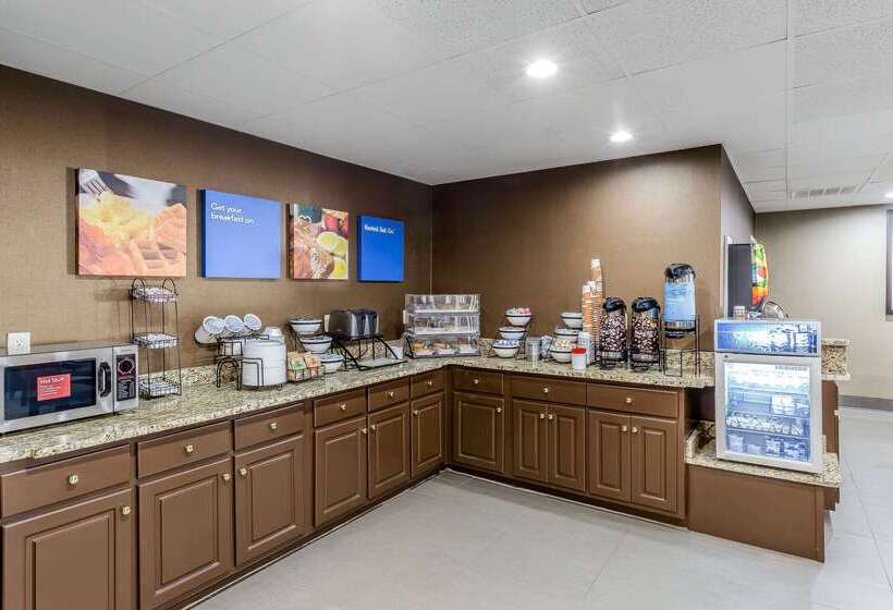 فندق Comfort Inn & Suites