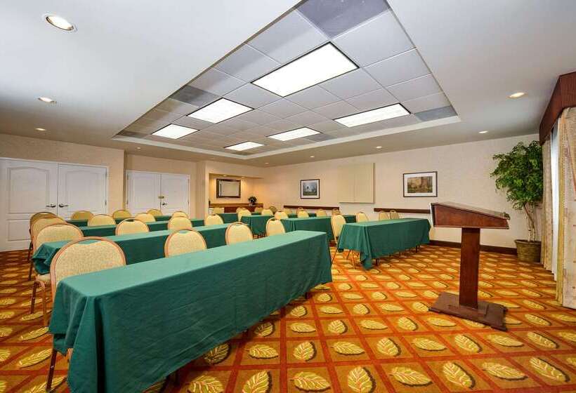 فندق Comfort Inn & Suites Dover Portsmouth
