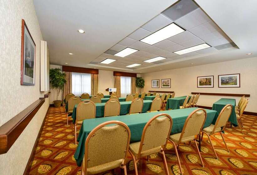 فندق Comfort Inn & Suites Dover Portsmouth