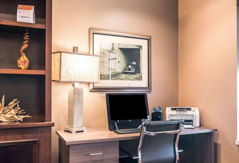 فندق Comfort Inn & Suites Dover Portsmouth