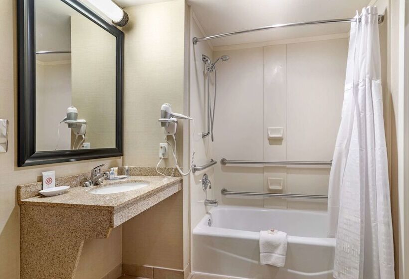 فندق Comfort Inn & Suites Dover Portsmouth