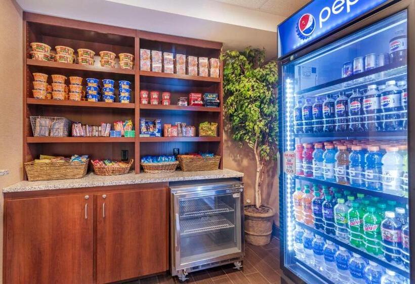 فندق Comfort Inn & Suites Dover Portsmouth