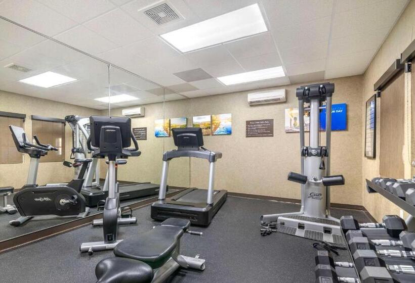 فندق Comfort Inn & Suites Dover Portsmouth