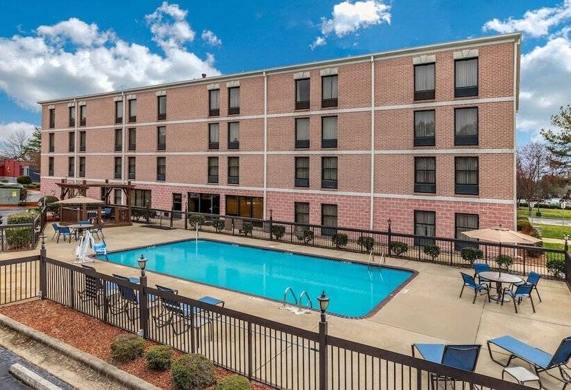 ホテル Comfort Inn & Suites Lake Norman