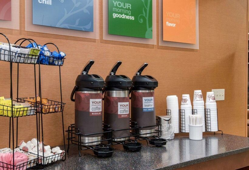 فندق Comfort Inn & Suites Lavale  Cumberland