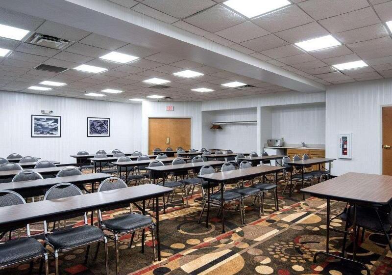 فندق Comfort Inn & Suites Lavale  Cumberland