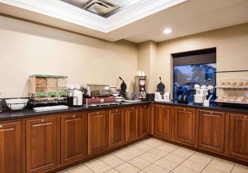 فندق Comfort Inn & Suites Lavale  Cumberland