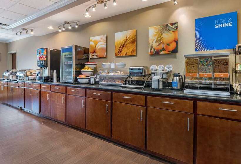 فندق Comfort Inn & Suites