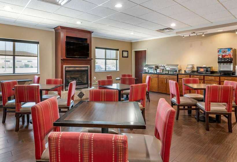 فندق Comfort Inn & Suites