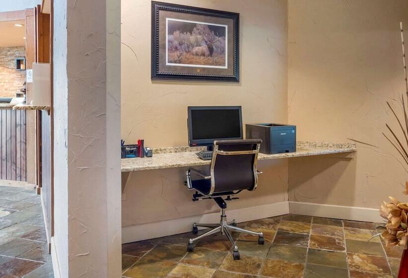 فندق Comfort Inn & Suites Macon