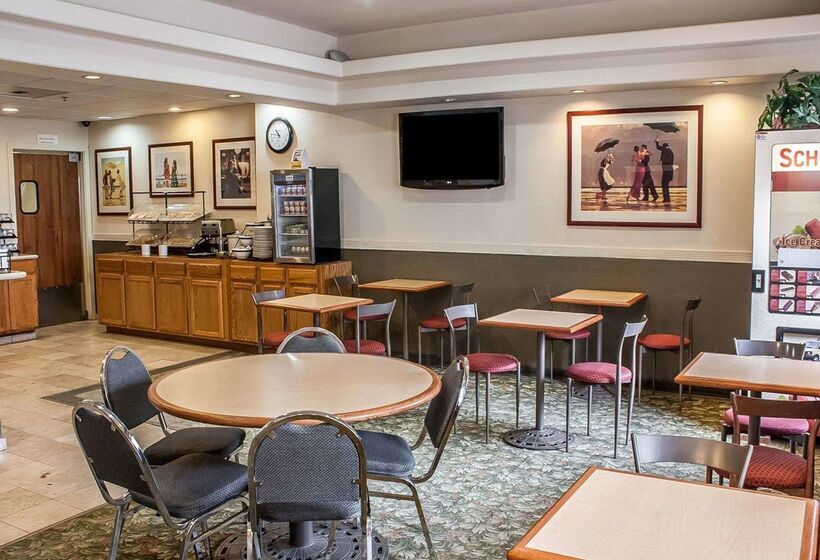 בית מלון כפרי Comfort Inn & Suites Ocean Shores