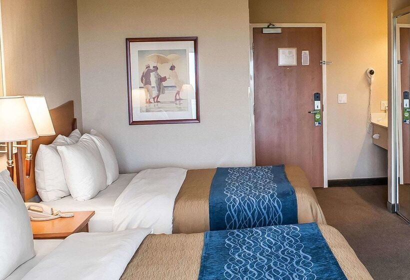 בית מלון כפרי Comfort Inn & Suites Ocean Shores