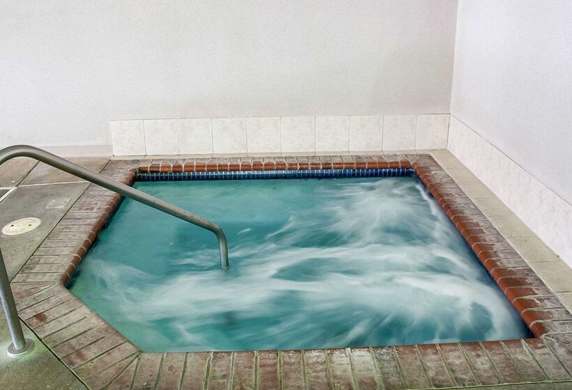 בית מלון כפרי Comfort Inn & Suites Ocean Shores