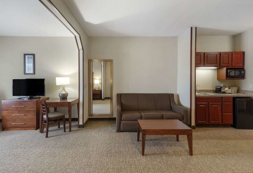 בית מלון כפרי Comfort Inn & Suites