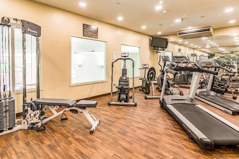 בית מלון כפרי Comfort Inn & Suites