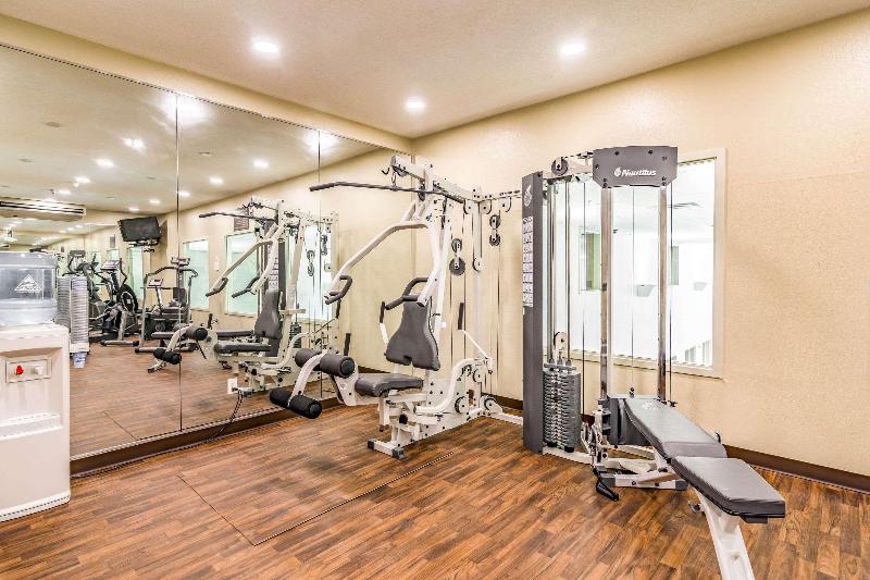 בית מלון כפרי Comfort Inn & Suites