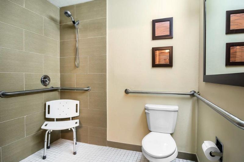 فندق Comfort Inn & Suites Atlanta Smyrna