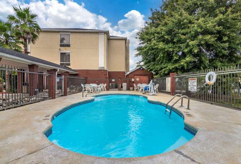 فندق Comfort Inn & Suites Statesboro  University Area