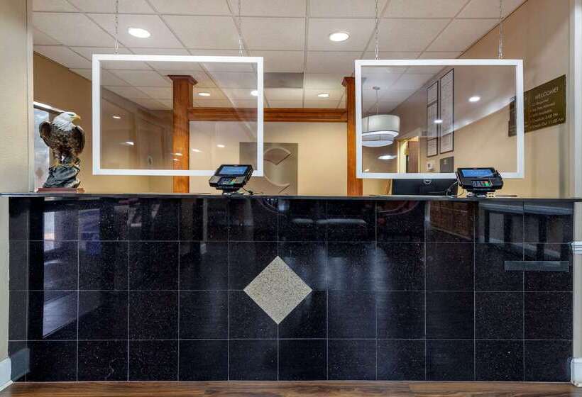 فندق Comfort Inn & Suites Statesboro  University Area