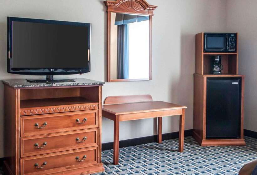 فندق Comfort Inn & Suites