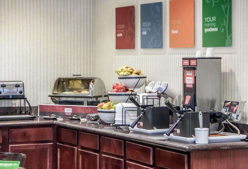 فندق Comfort Inn & Suites