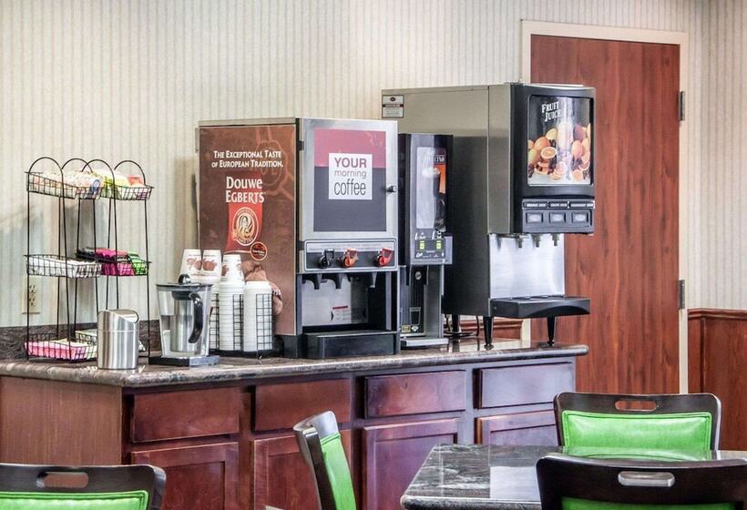 فندق Comfort Inn & Suites