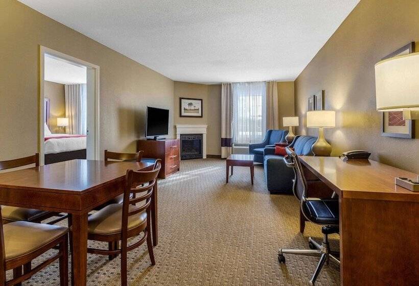 호텔 Comfort Inn & Suites North Conway