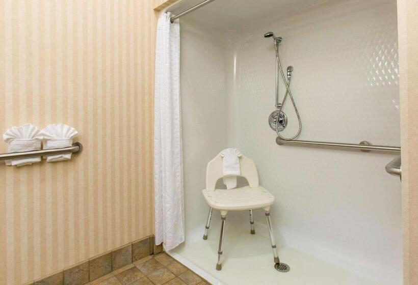 فندق Comfort Inn Warrensburg Station