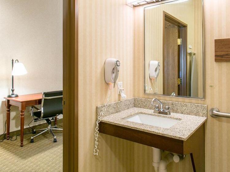 فندق Comfort Inn Warrensburg Station