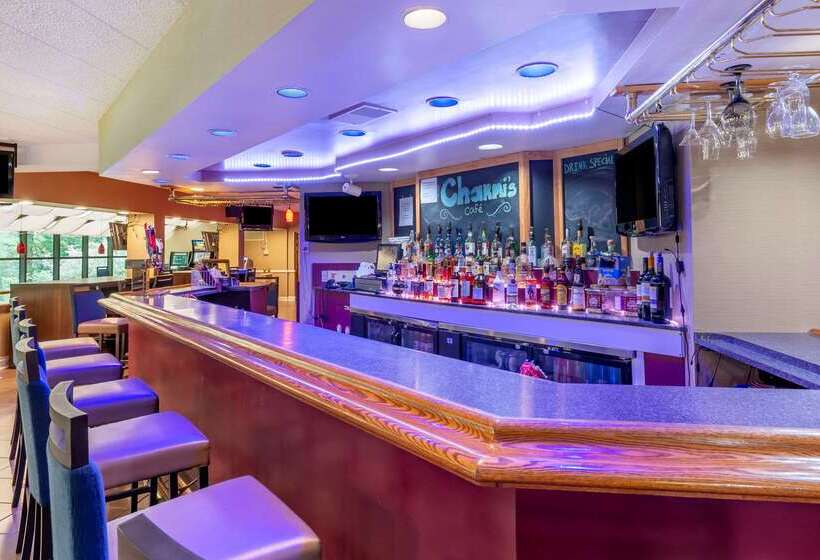 בית מלון כפרי Comfort Inn