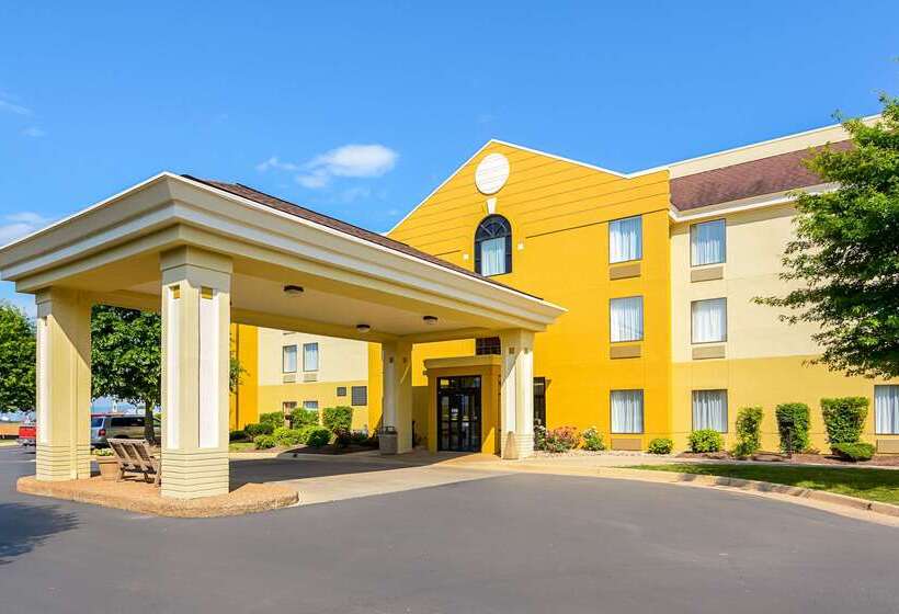 בית מלון כפרי Comfort Inn Woodstock Shenandoah