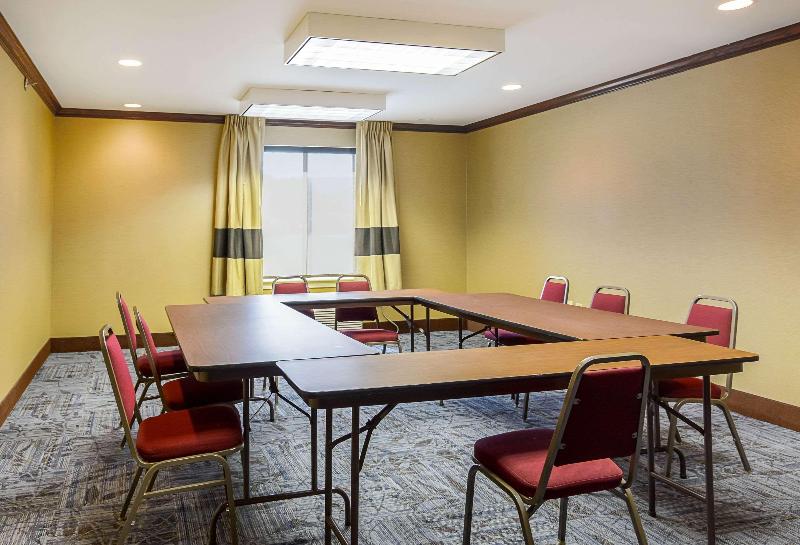 בית מלון כפרי Comfort Inn Woodstock Shenandoah