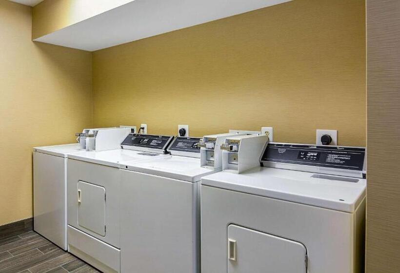 בית מלון כפרי Comfort Inn Woodstock Shenandoah