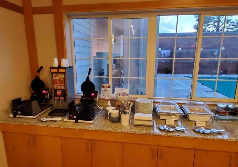 酒店 Country Inn & Suites By Radisson, Bend, Or