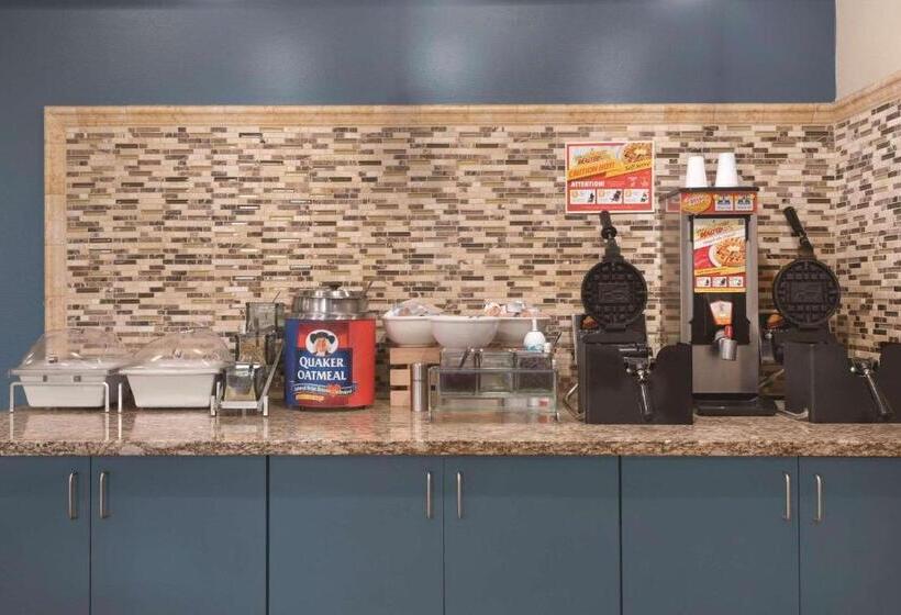 בית מלון כפרי Country Inn & Suites By Radisson, Eagan, Mn