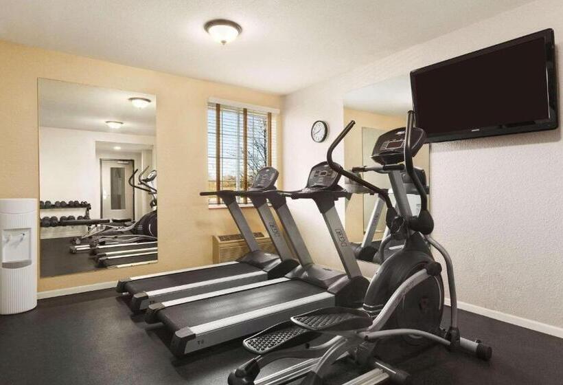 בית מלון כפרי Country Inn & Suites By Radisson, Eagan, Mn