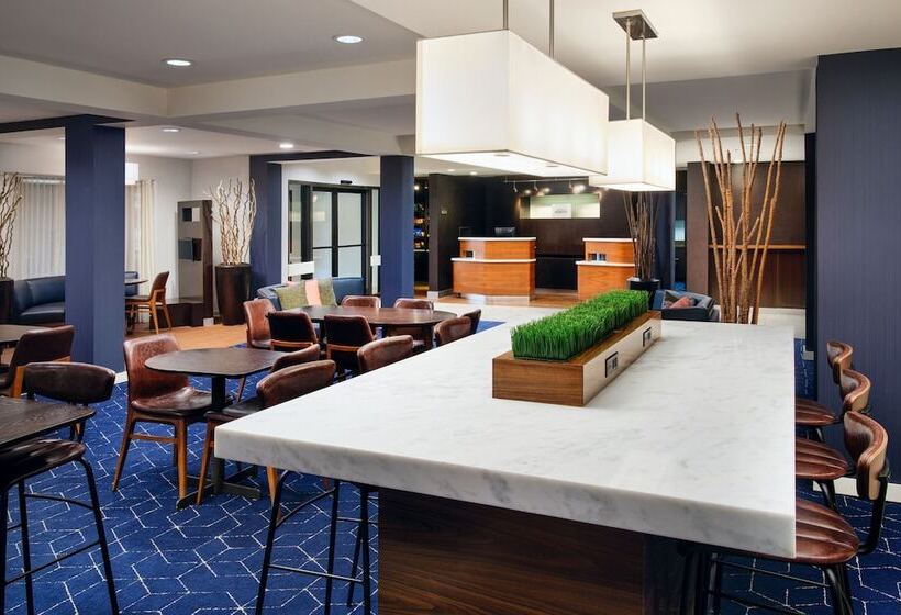 هتل Courtyard Baton Rouge Siegen Lane