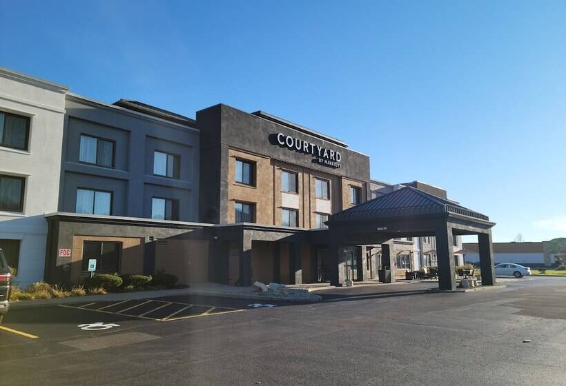 Отель Courtyard Binghamton