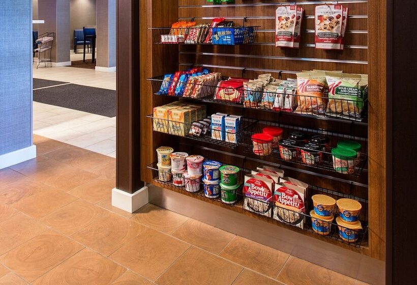 Отель Courtyard Binghamton