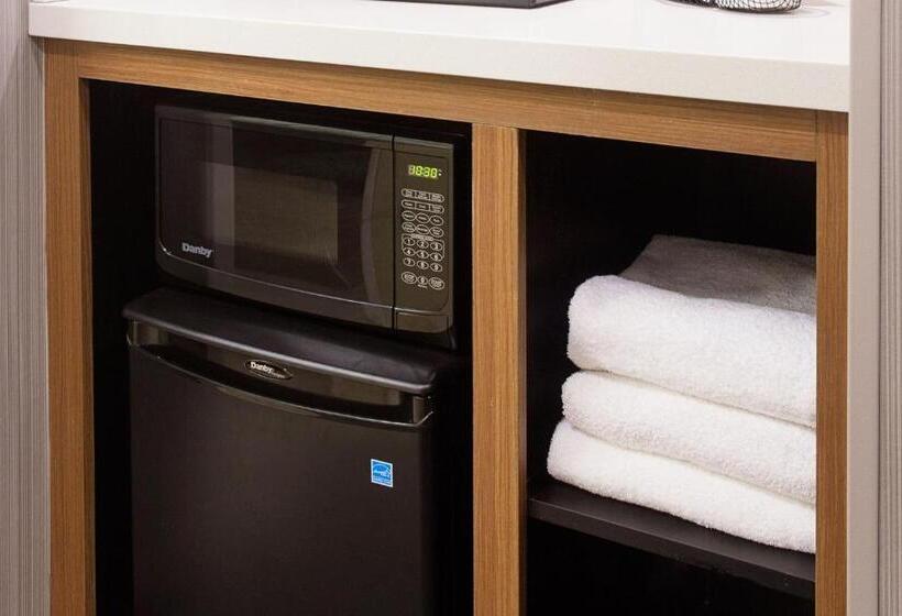 Отель Courtyard Binghamton