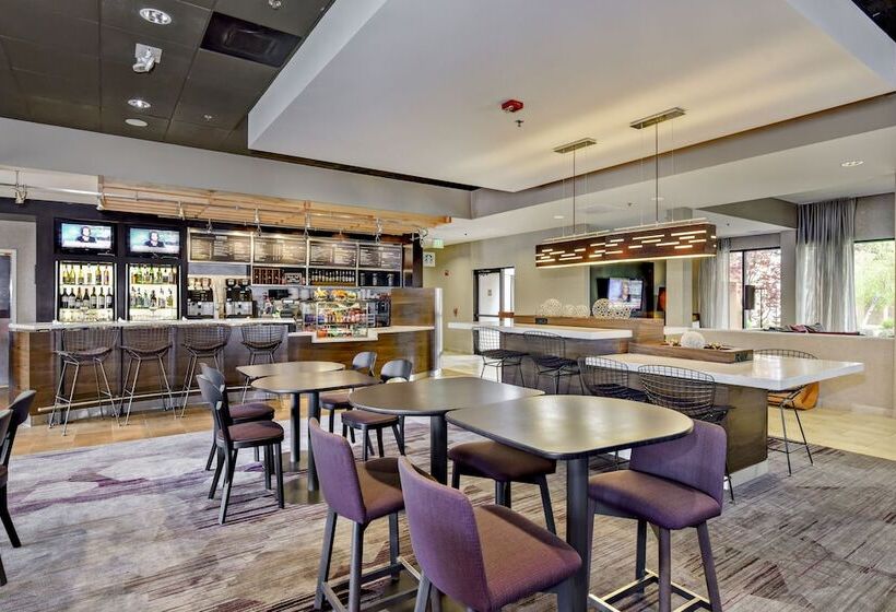 בית מלון כפרי Courtyard Boise Downtown